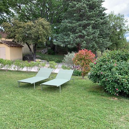 Studio Au Pied De La Ste Victoire Puyloubier Exterior foto